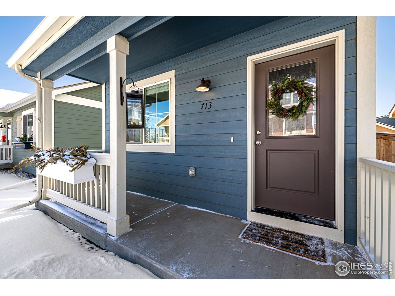 713 Country Rd Trail Berthoud, CO 80513 - Photo 3 of 27 Front porch