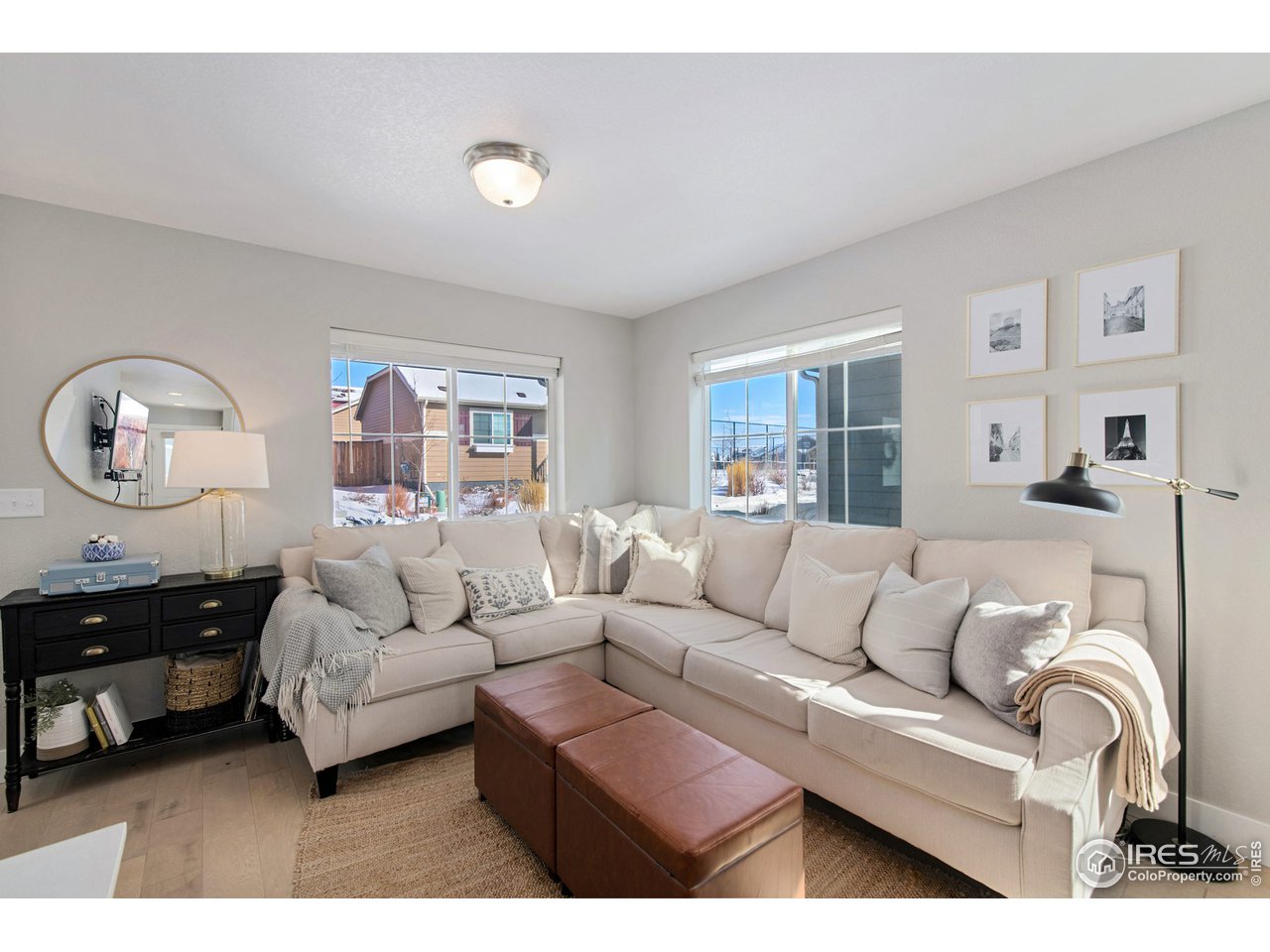 713 Country Rd Trail Berthoud, CO 80513 - Photo 6 of 27 Living space with natural light