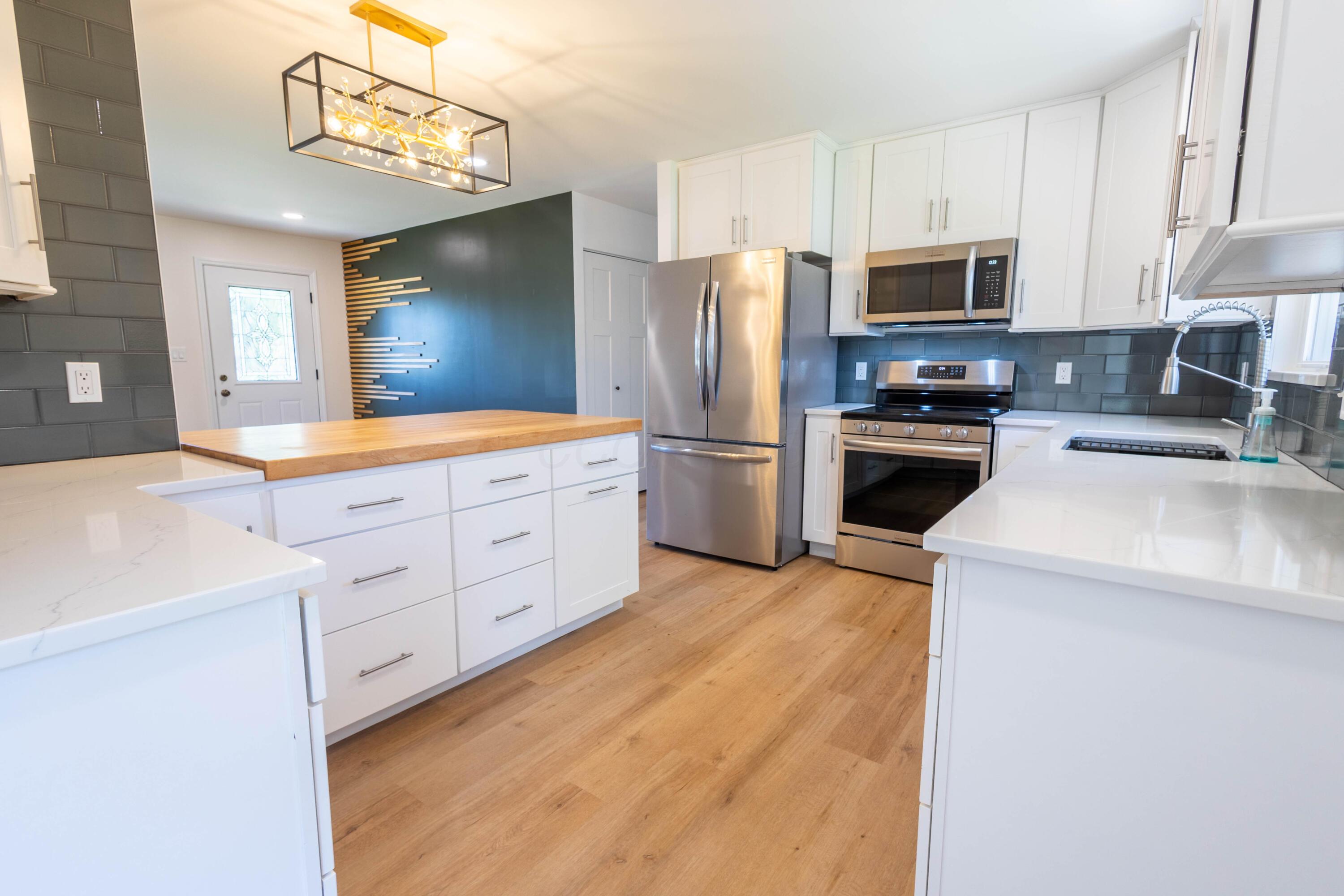 384 Cherrington Road Westerville, OH 43081 - Photo 26 of 69 CT6A7135-HDR