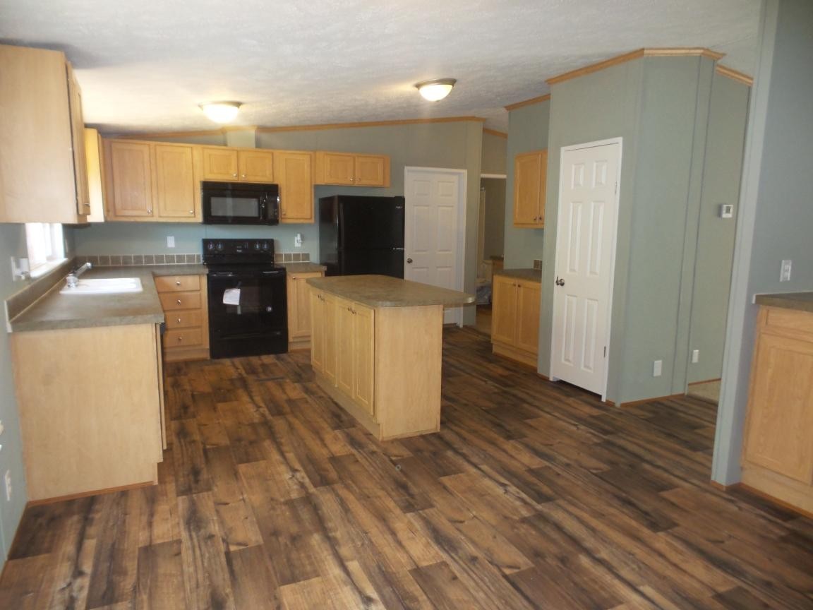 208 Cox Road Loudon, TN 37774 - Photo 2 of 19 Gallery Image 2