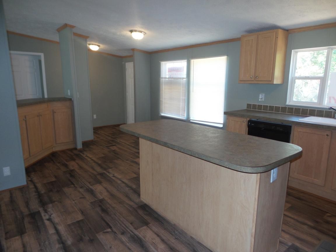 208 Cox Road Loudon, TN 37774 - Photo 3 of 19 Gallery Image 3