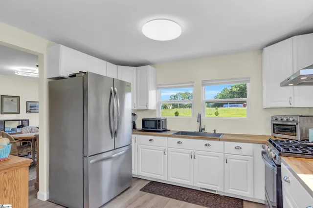 $338,900 | 422 Old Georgia Road, Pelzer, SC 29669