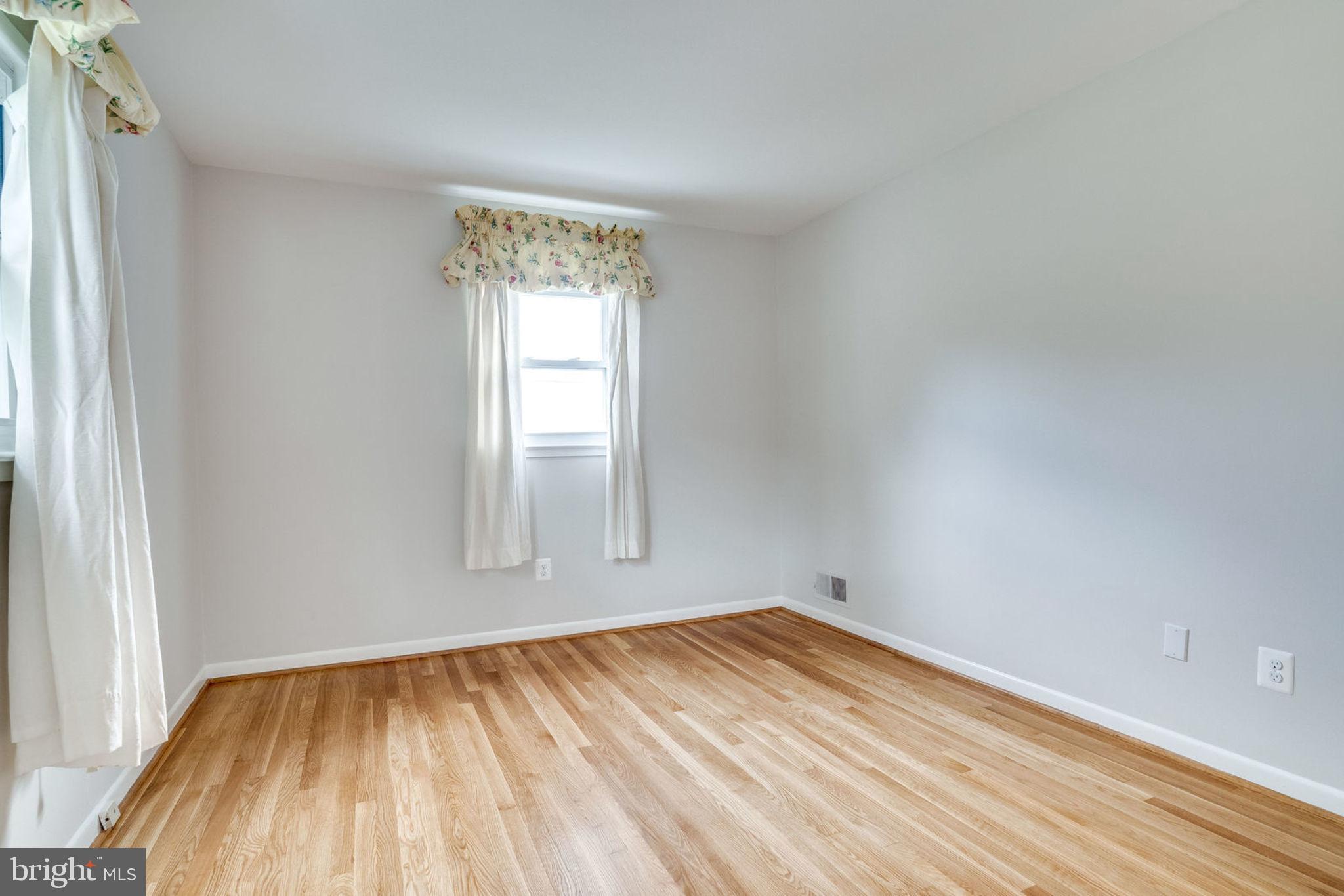 1732 Olney Road Falls Church, VA 22043 - Photo 16 of 33 Gallery Image 16
