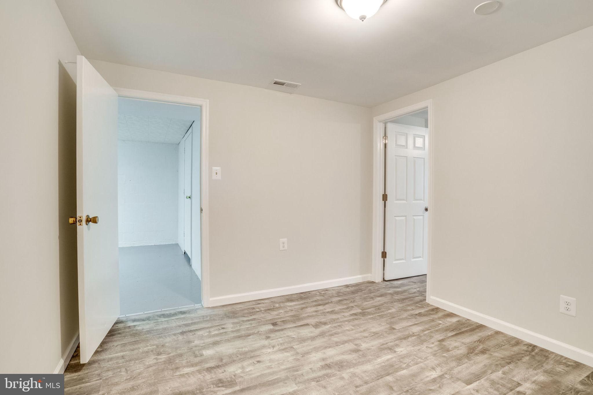 1732 Olney Road Falls Church, VA 22043 - Photo 20 of 33 Gallery Image 20