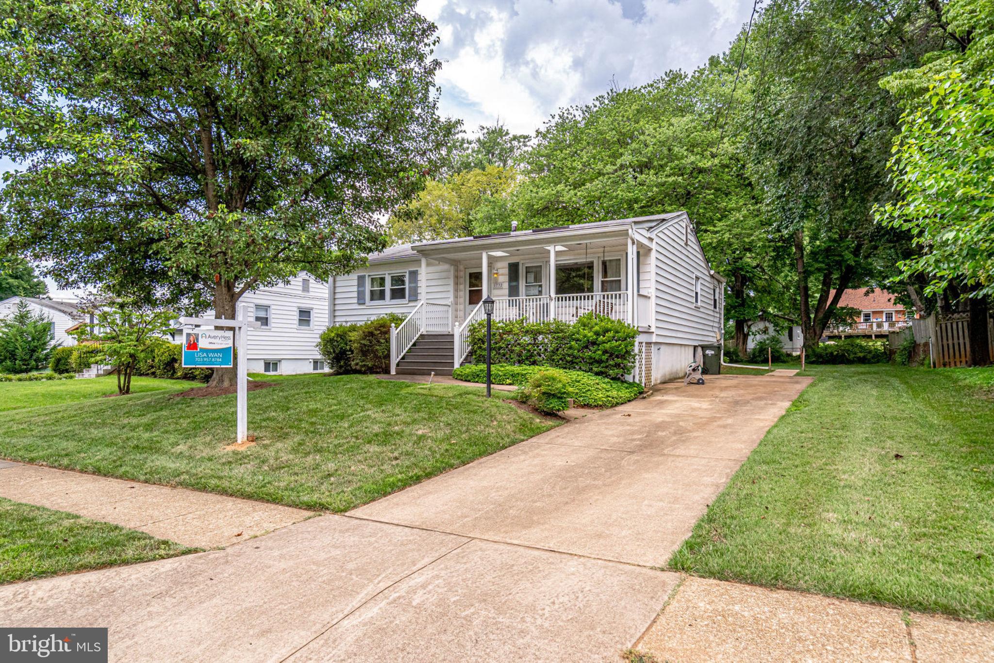 1732 Olney Road Falls Church, VA 22043 - Photo 3 of 33 Gallery Image 3