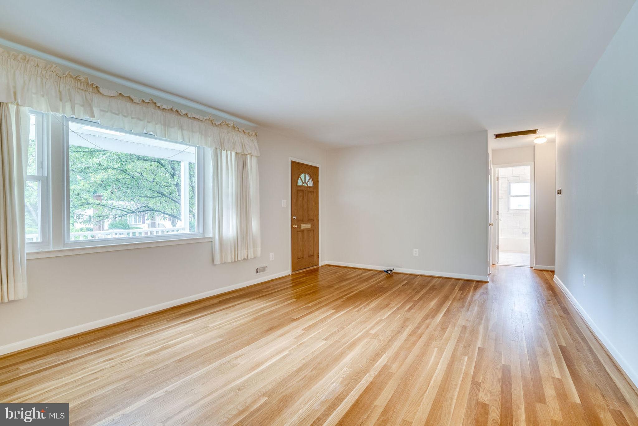 1732 Olney Road Falls Church, VA 22043 - Photo 10 of 33 Gallery Image 10