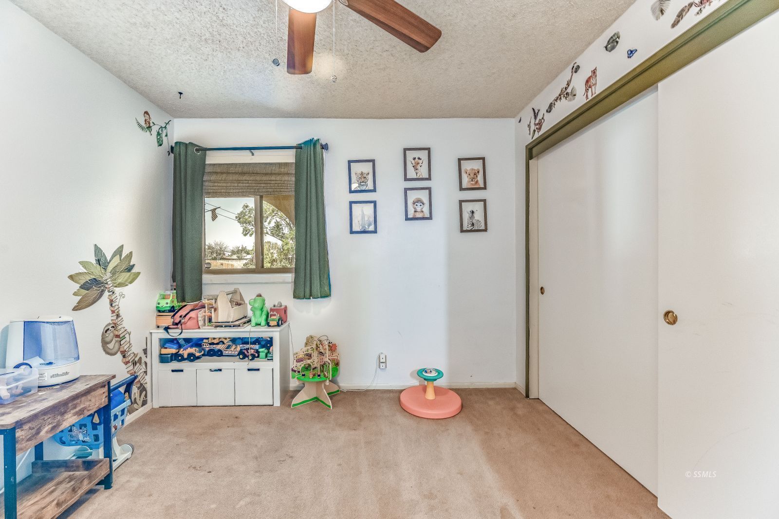 301 South Valley Street Ridgecrest, CA 93555 - Photo 14 of 29