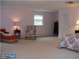 17 Ravine Road Ewing, NJ 08628 - Photo 8 of 10 Bedroom 2