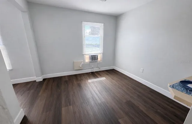 $1,550 | 3901 6th Street South, Unit 4, St. Petersburg, FL 33705