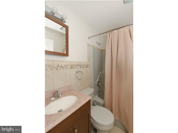 10 Crystal Road Levittown, PA 19057 - Photo 12 of 23