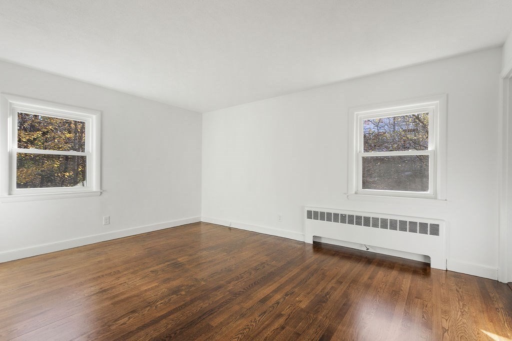 53 Red Barn Road Wayland, MA 01778 - Photo 11 of 28