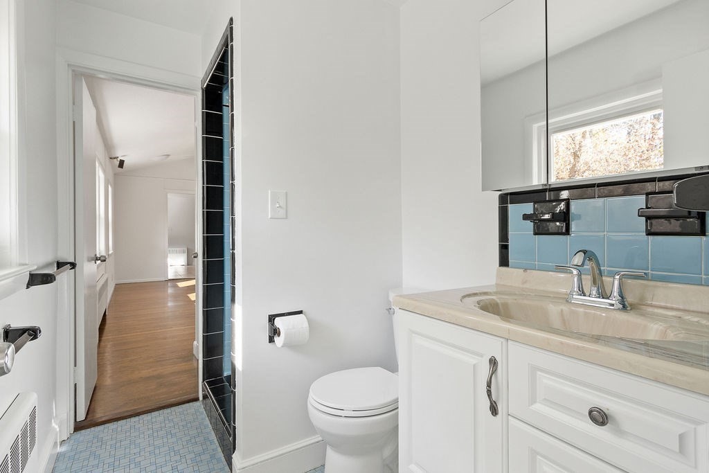 53 Red Barn Road Wayland, MA 01778 - Photo 13 of 28