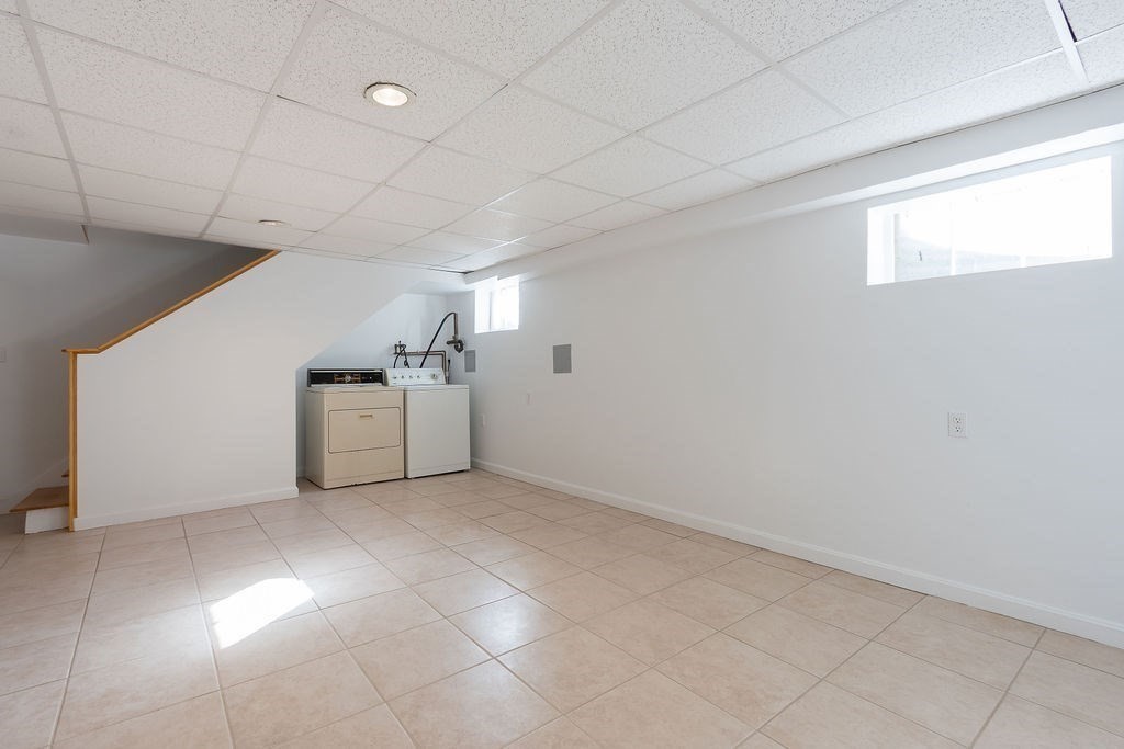 53 Red Barn Road Wayland, MA 01778 - Photo 19 of 28