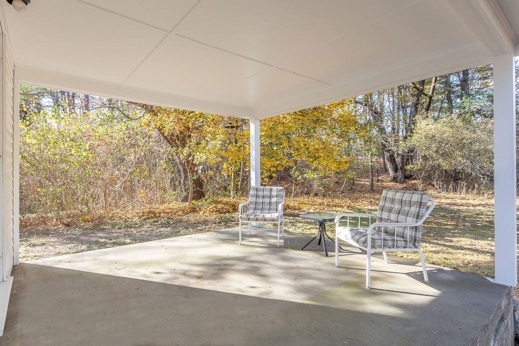 53 Red Barn Road Wayland, MA 01778 - Photo 21 of 28