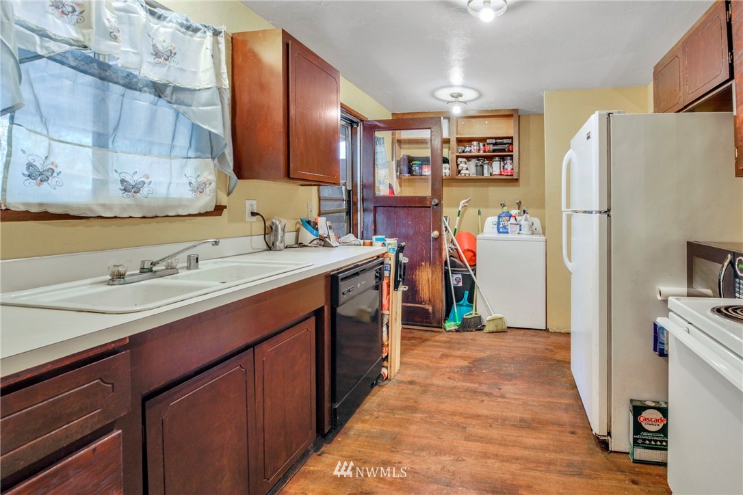 104 Raintree Loop Southeast Rainier, WA 98576 - Photo 10 of 19 Gallery Image 10