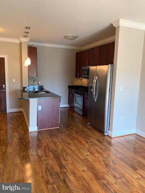 6301 Edsall Road, Unit 215 Alexandria, VA 22312 - Photo 16 of 41