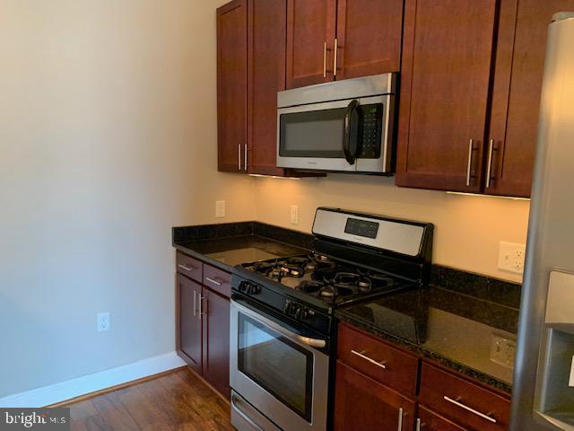 6301 Edsall Road, Unit 215 Alexandria, VA 22312 - Photo 20 of 41