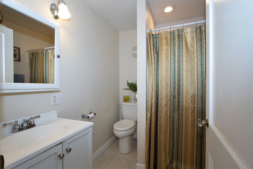 17 Loris Road Peabody, MA 01960 - Photo 18 of 21 Gallery Image 18