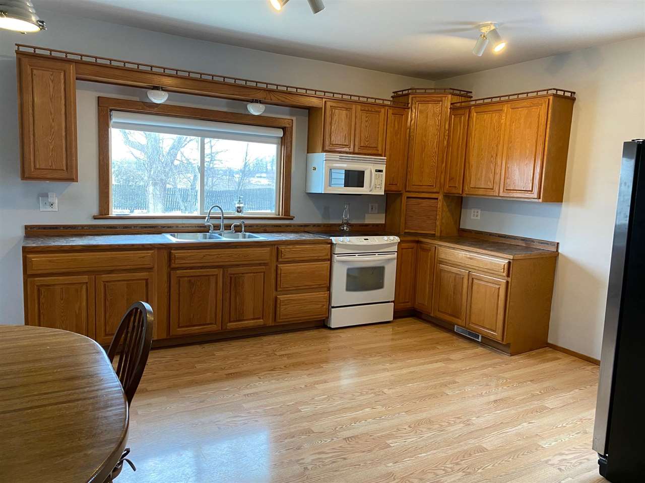 5028 3 Mile Road Bay City, MI 48706 - Photo 6 of 31
