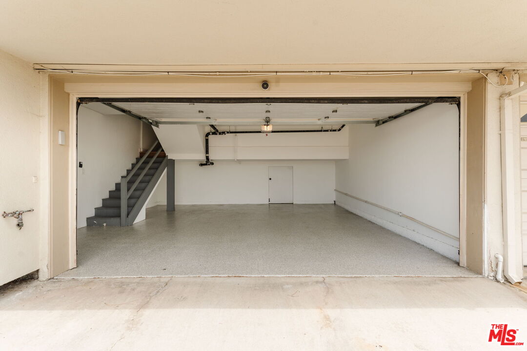 13210 Fiji Way, Unit M Marina del Rey, CA 90292 - Photo 21 of 23