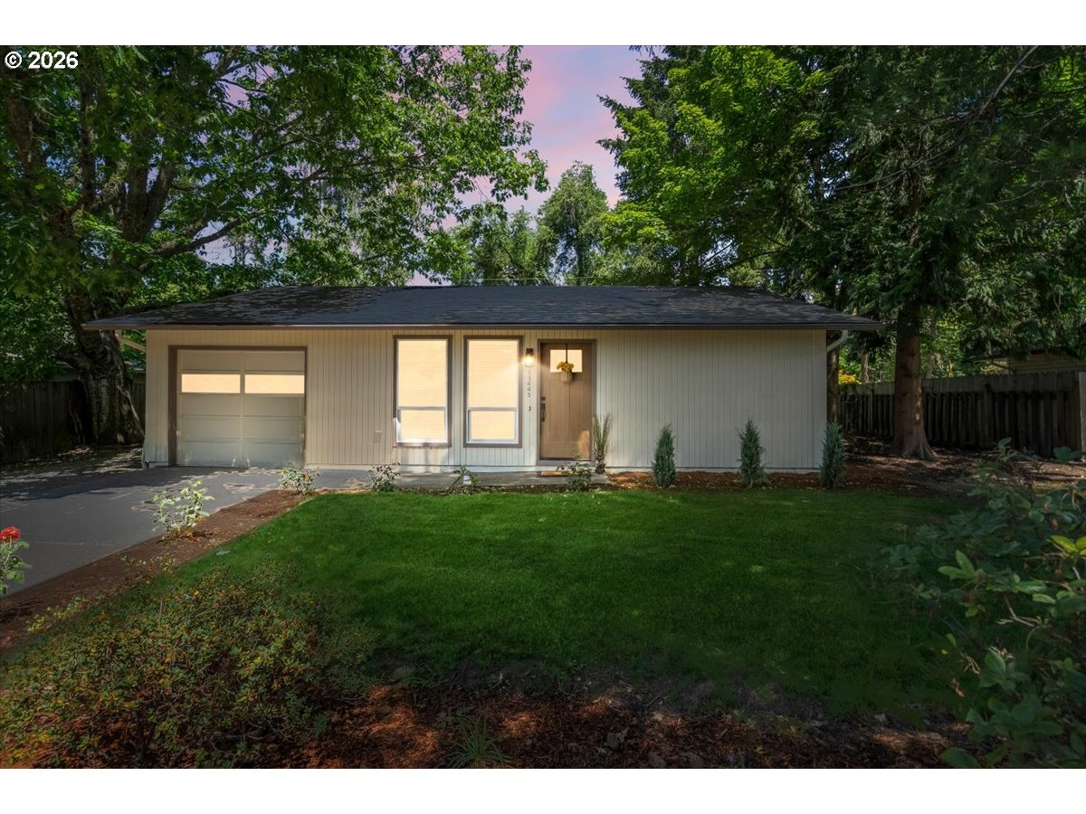 13445 Southwest Evergreen Street Beaverton, OR 97005 - Photo 2 of 31