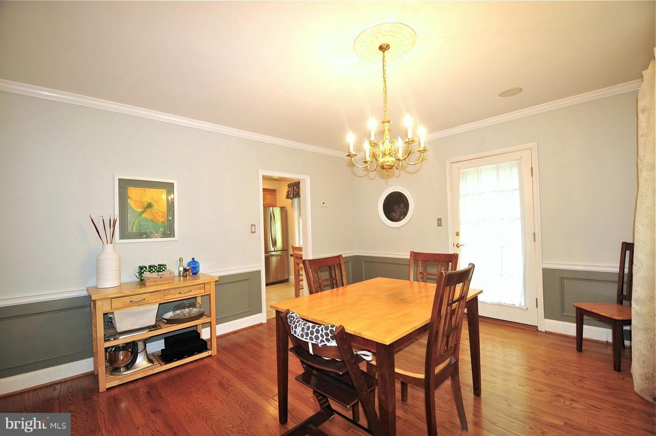326 Broadmoor Road Baltimore, MD 21212 - Photo 8 of 26 Dining Room