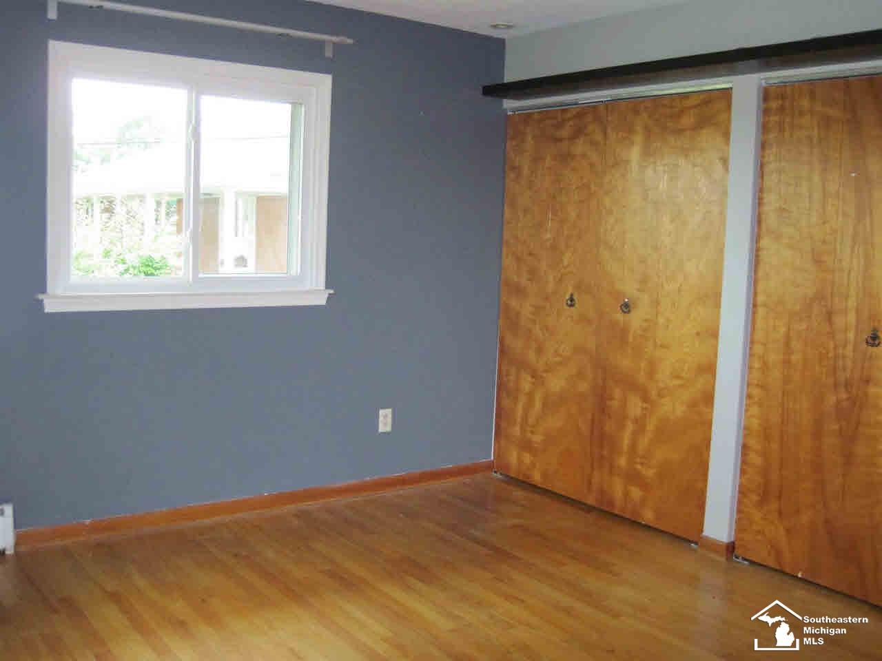 3160 South Custer Road Monroe, MI 48161 - Photo 11 of 24 20446181-10.JPG