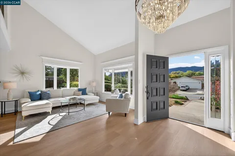 $1,189,000 | 218 Mountaire Circle, Clayton, CA 94517
