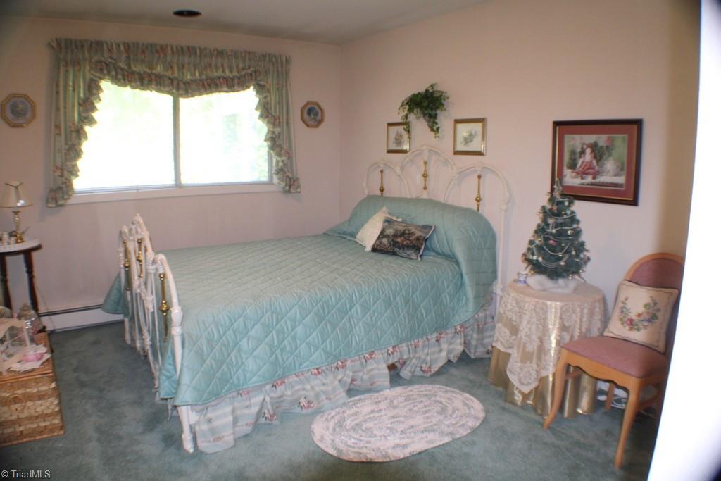 1582 Greenhill Road Mount Airy, NC 27030 - Photo 12 of 37 Gallery Image 12