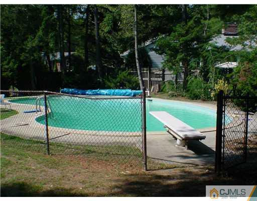 39 Clive Hills Road Edison, NJ 08820 - Photo 10 of 10 a view of a park