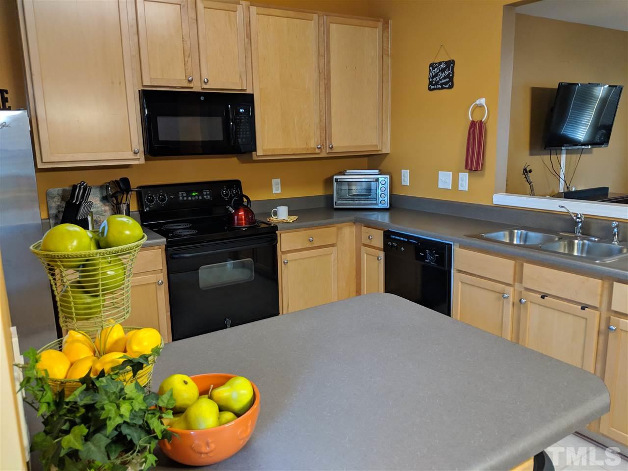 8509 Mt Valley Lane Raleigh, NC 27613 - Photo 2 of 22