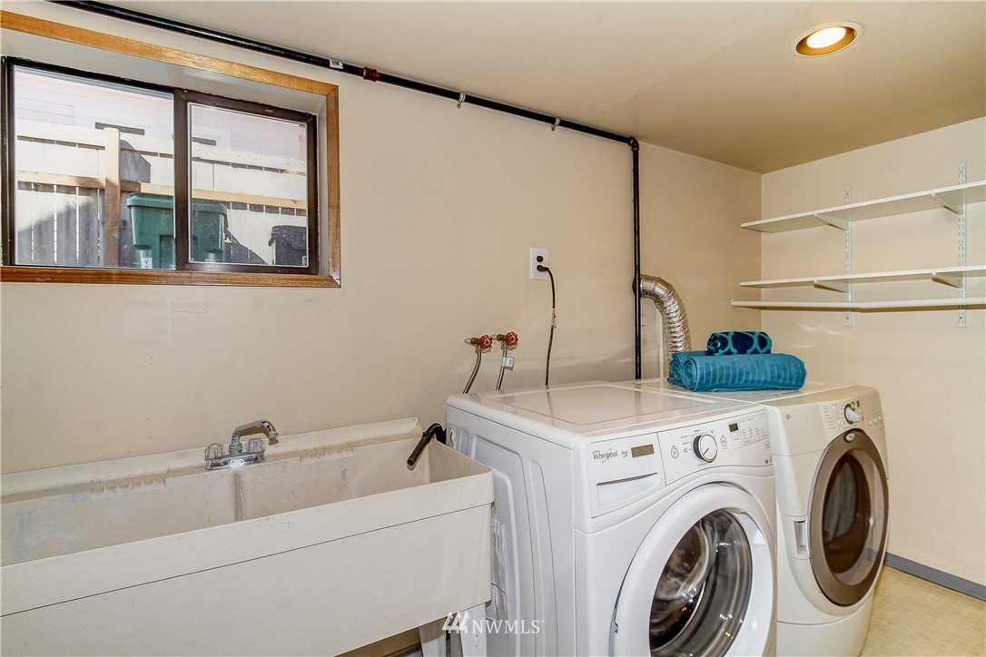 542 North 80th Street Seattle, WA 98103 - Photo 14 of 18 Gallery Image 14
