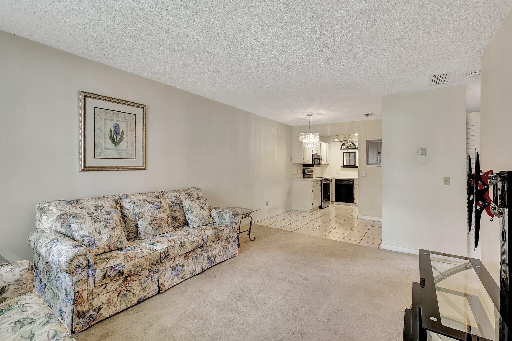 2109 Southeast Wayne Road, Unit 2109 Stuart, FL 34994 - Photo 13 of 37 8-web-or-mls-5P1A3794