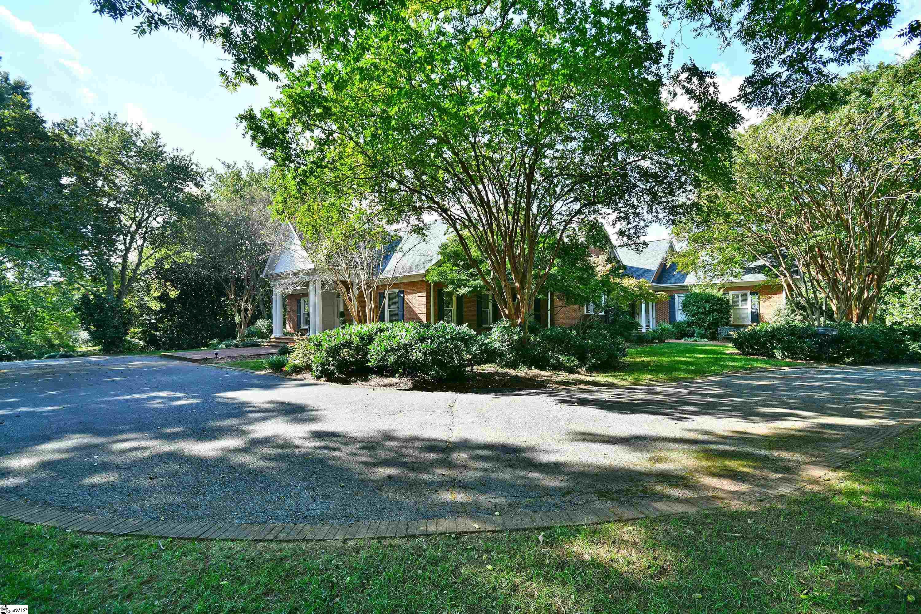 338 East Parkins Mill Road Greenville, SC 29607 - Photo 1 of 36