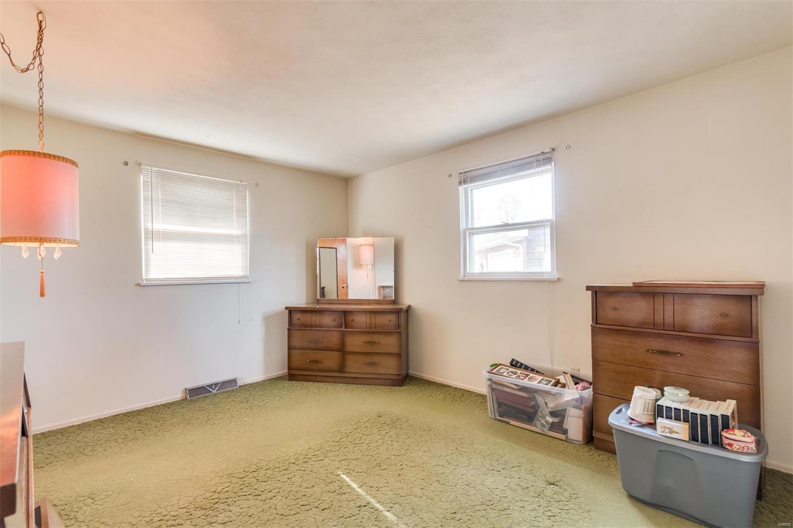 705 Sunset Lane Waterloo, IL 62298 - Photo 12 of 27 Gallery Image 12