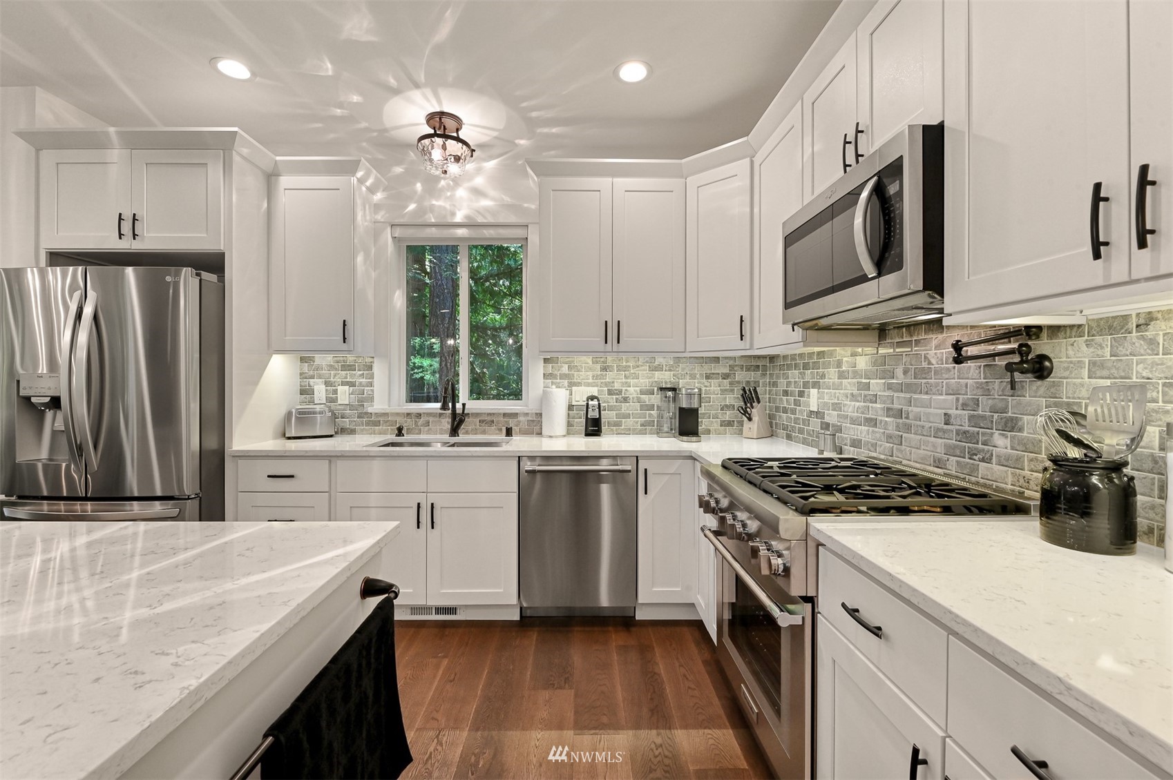 10 Stable Lane Bellingham, WA 98229 - Photo 10 of 40 Gallery Image 10