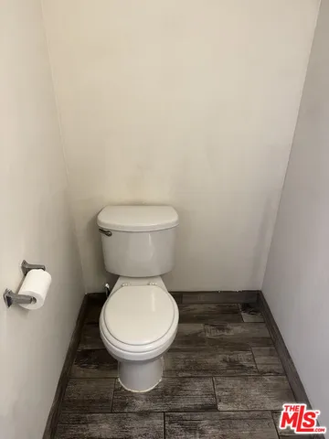 $2,600 | 221 North New Hampshire Avenue, Unit 3B, Los Angeles, CA 90004