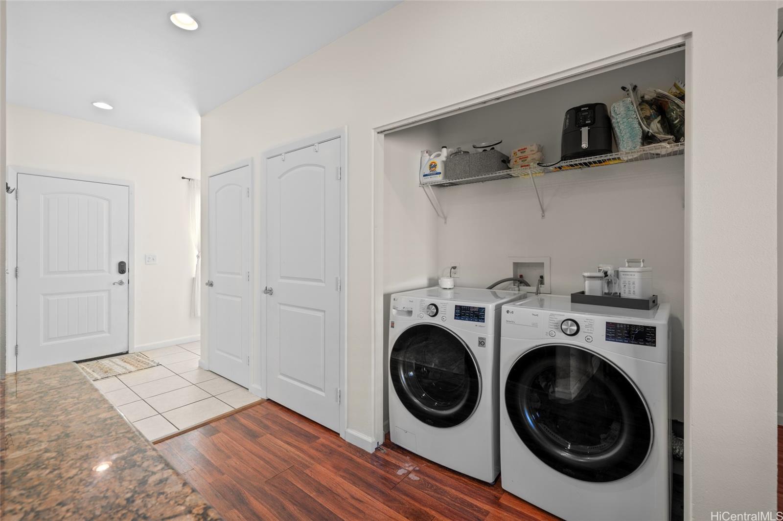 87-176 Maipalaoa Road, Unit D12 Waianae, HI 96792 - Photo 7 of 25 a view of a storage & utility room with washer and dryer
