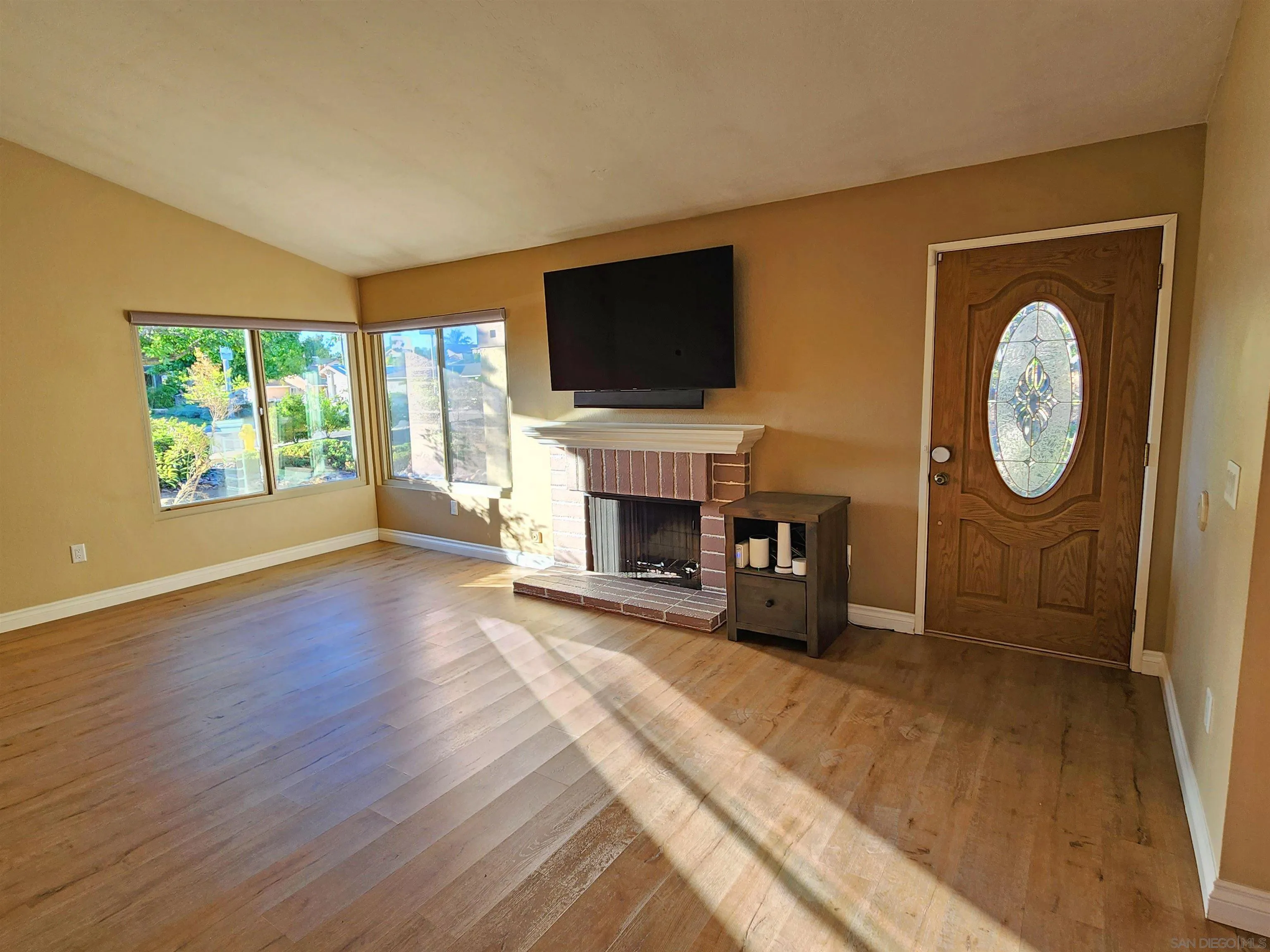 13439 Racquet Court Poway, CA 92064 - Photo 3 of 26