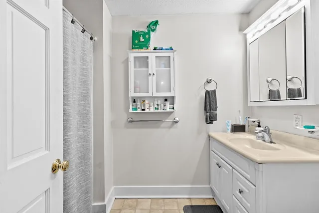 $299,900 | 96 Old Colony Avenue, Unit 112, Taunton, MA 02718