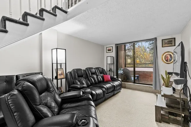 $299,900 | 96 Old Colony Avenue, Unit 112, Taunton, MA 02718