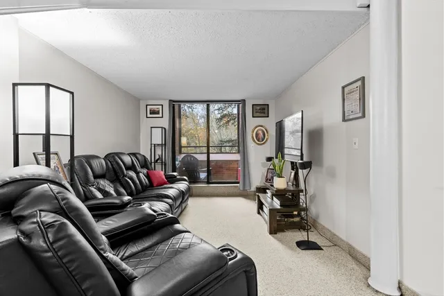 $299,900 | 96 Old Colony Avenue, Unit 112, Taunton, MA 02718