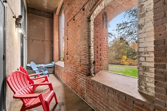 $299,900 | 96 Old Colony Avenue, Unit 112, Taunton, MA 02718