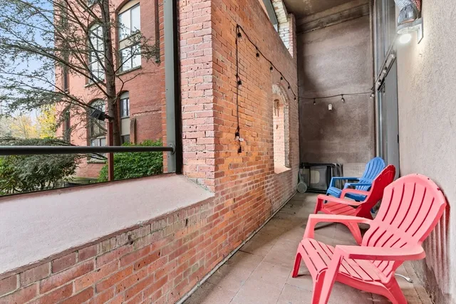 $299,900 | 96 Old Colony Avenue, Unit 112, Taunton, MA 02718