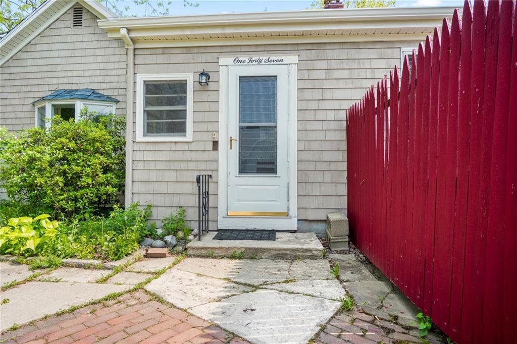 147 Middle Road Falmouth, ME 04105 - Photo 27 of 33 Photo