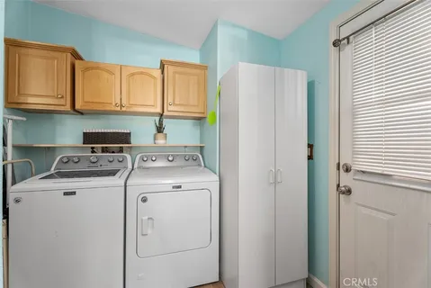 $325,000 | 5815 East La Palma Avenue, Unit 302, Anaheim, CA 92807