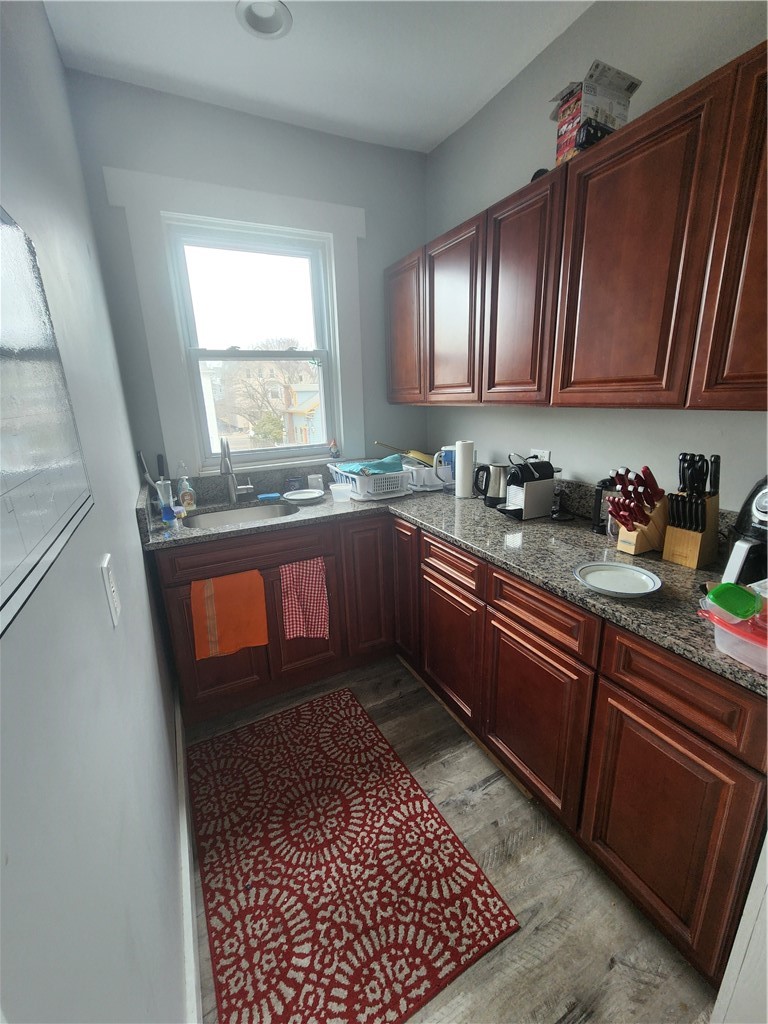 14 Amy Street Providence, RI 02906 - Photo 5 of 26