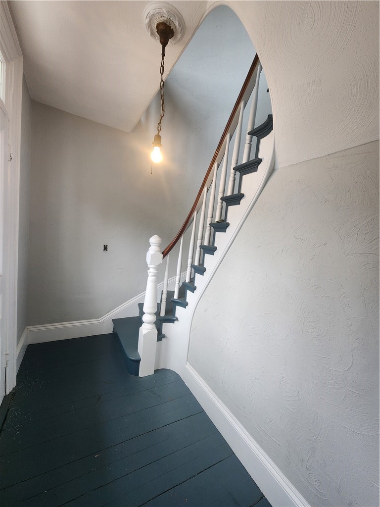 14 Amy Street Providence, RI 02906 - Photo 8 of 26