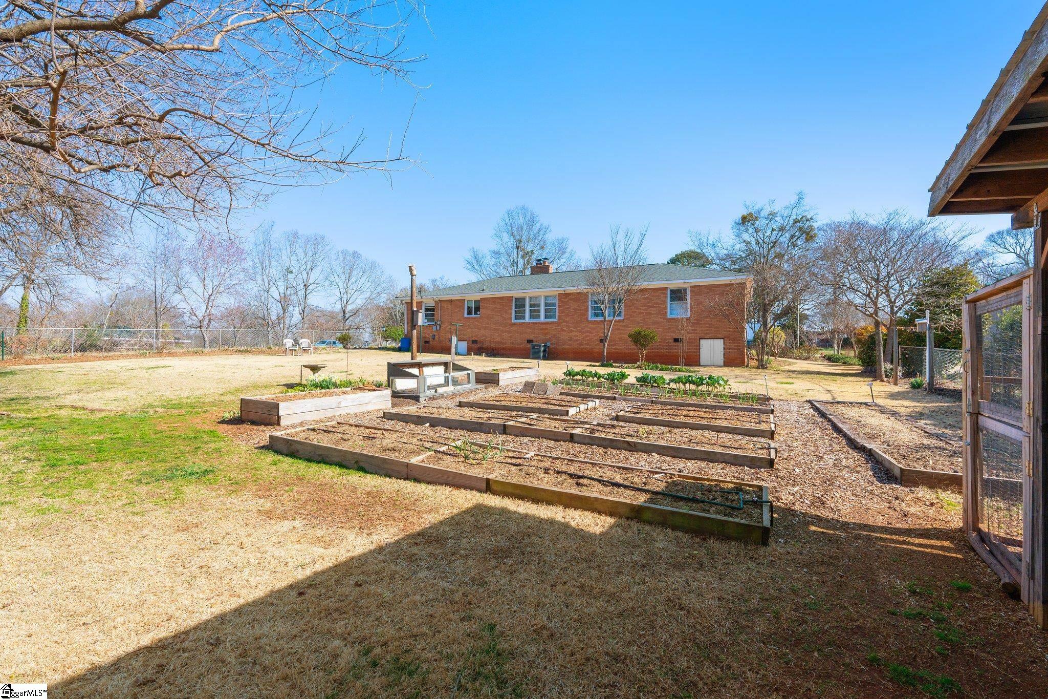 216 Highland Road Duncan, SC 29334 - Photo 18 of 23 Gallery Image 18
