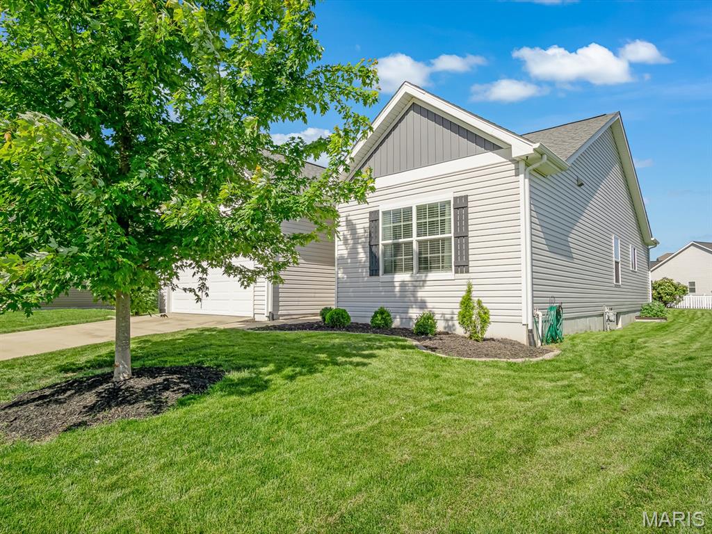 813 Hawkridge Run Shiloh, IL 62221 - Photo 1 of 22